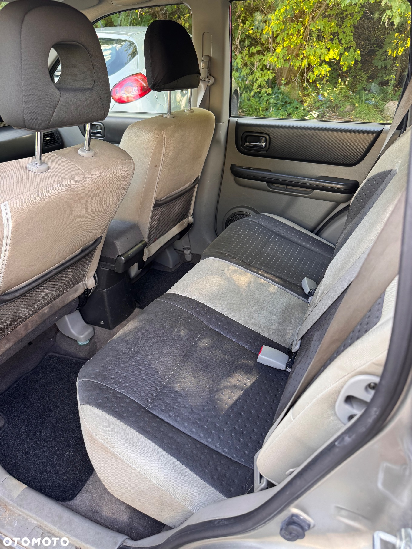 Nissan X-Trail 2.0 Luxury - 10