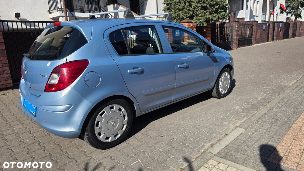 Opel Corsa - 16