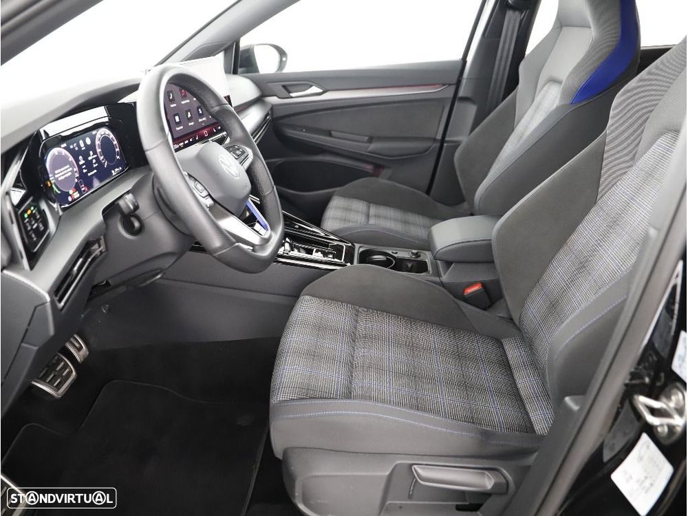 VW Golf 1.5 TSI e-Hybrid GTE DSG - 12