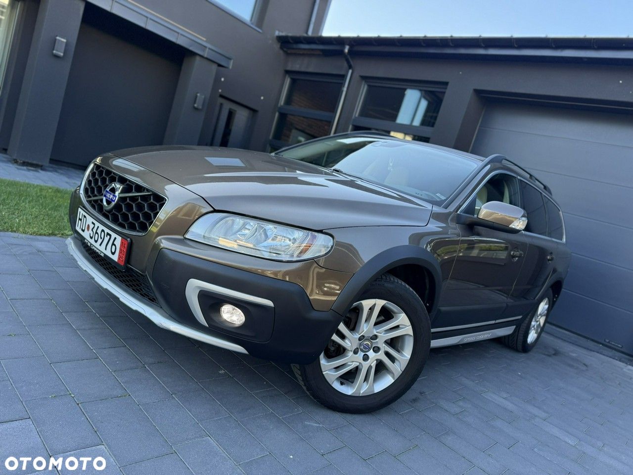 Volvo XC 70 - 1