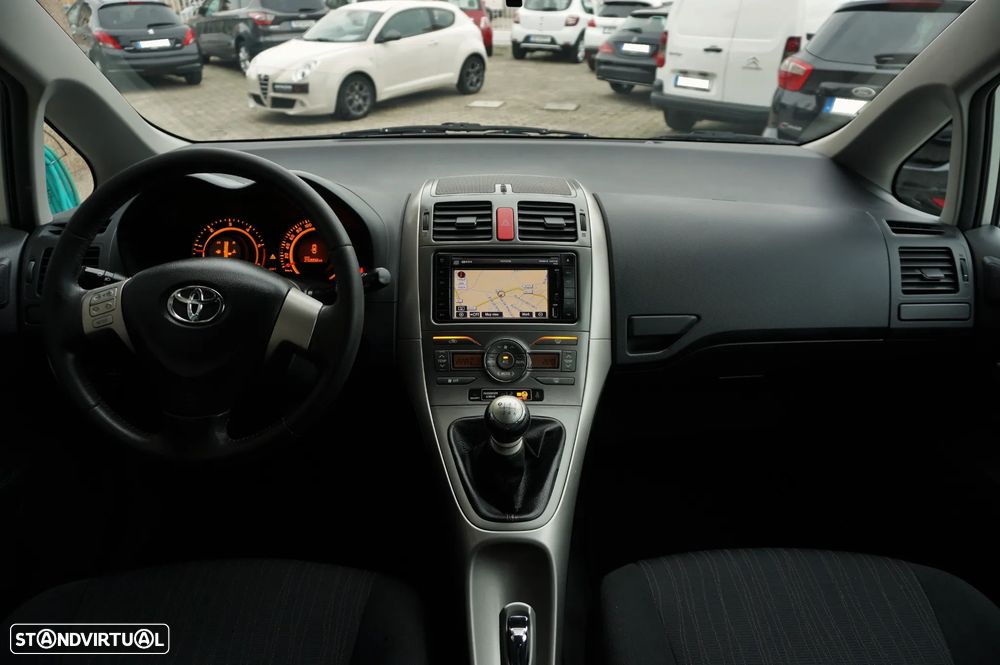 Toyota Auris 1.4 D-4D Comfort+Navi - 23