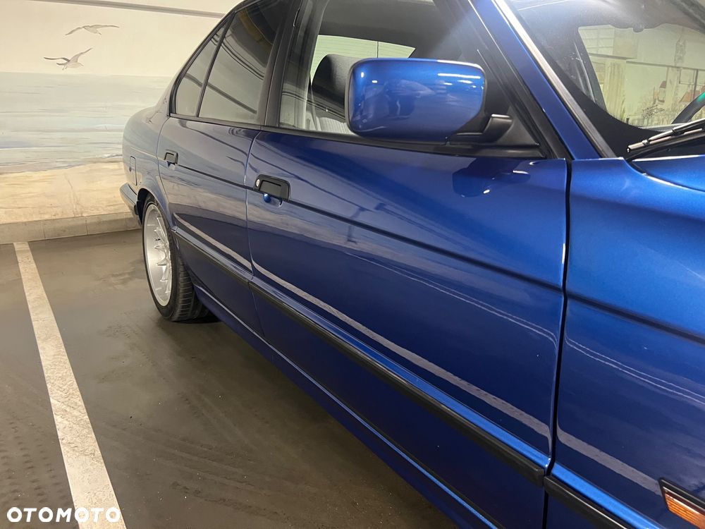 BMW Seria 5 530i V8 - 4