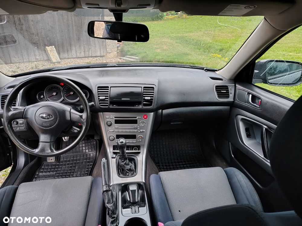 Subaru Legacy 2.5i Comfort MT - 2