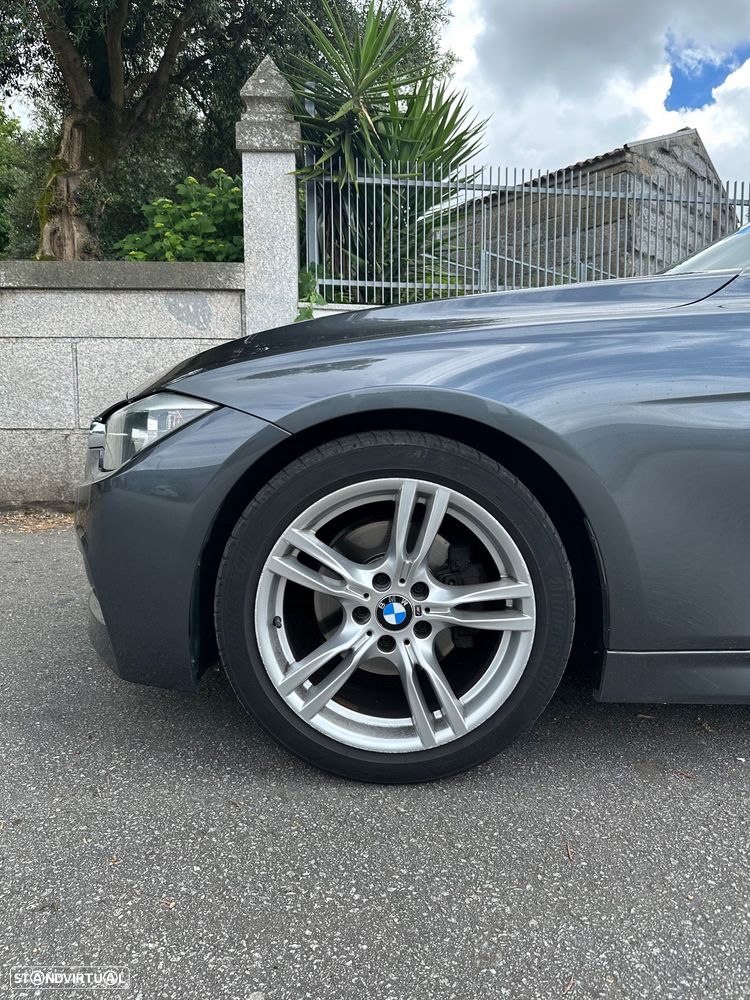 BMW 320 d Auto Pack M - 14