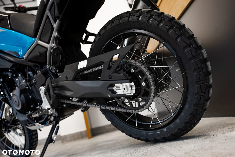 CFMoto MT - 17