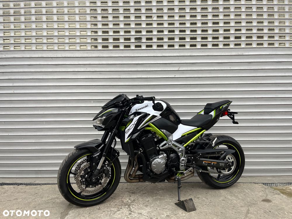 Kawasaki Z 900 - 26