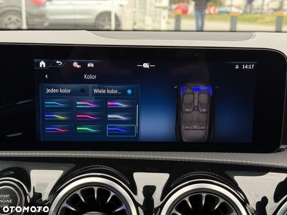 Mercedes-Benz CLA - 21