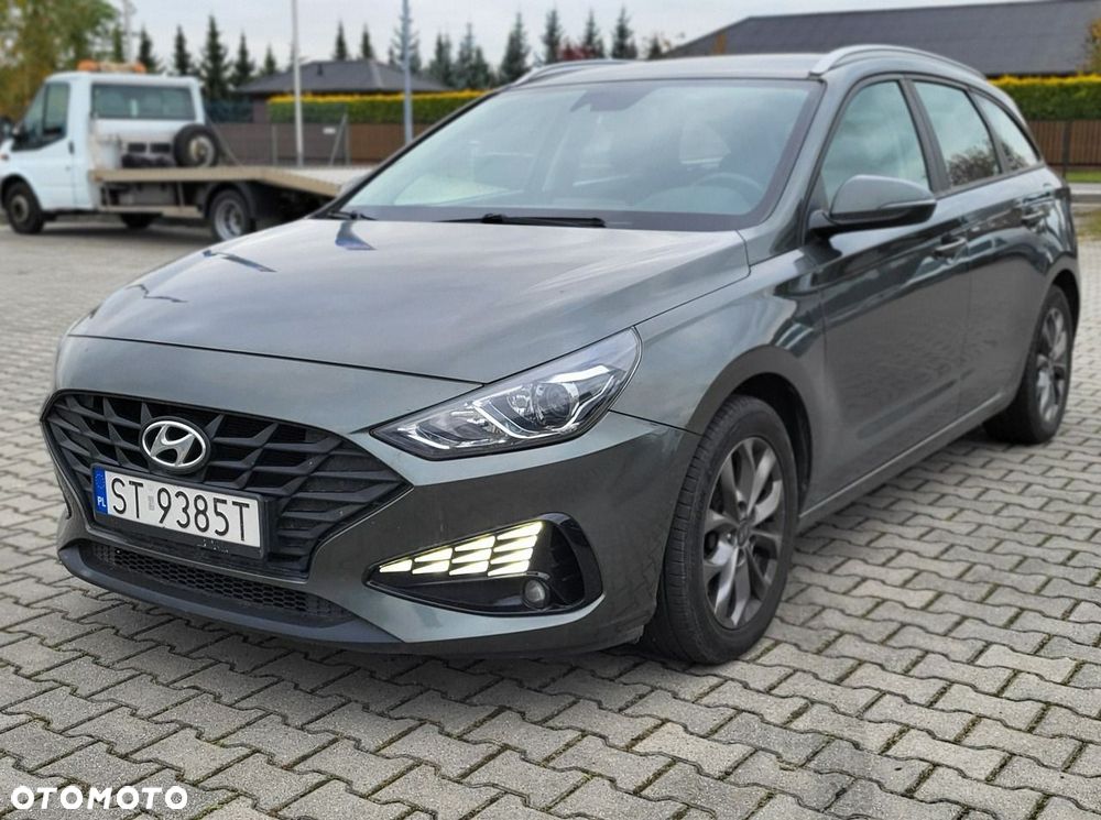 Hyundai i30 1.6 D Comfort DCT - 26