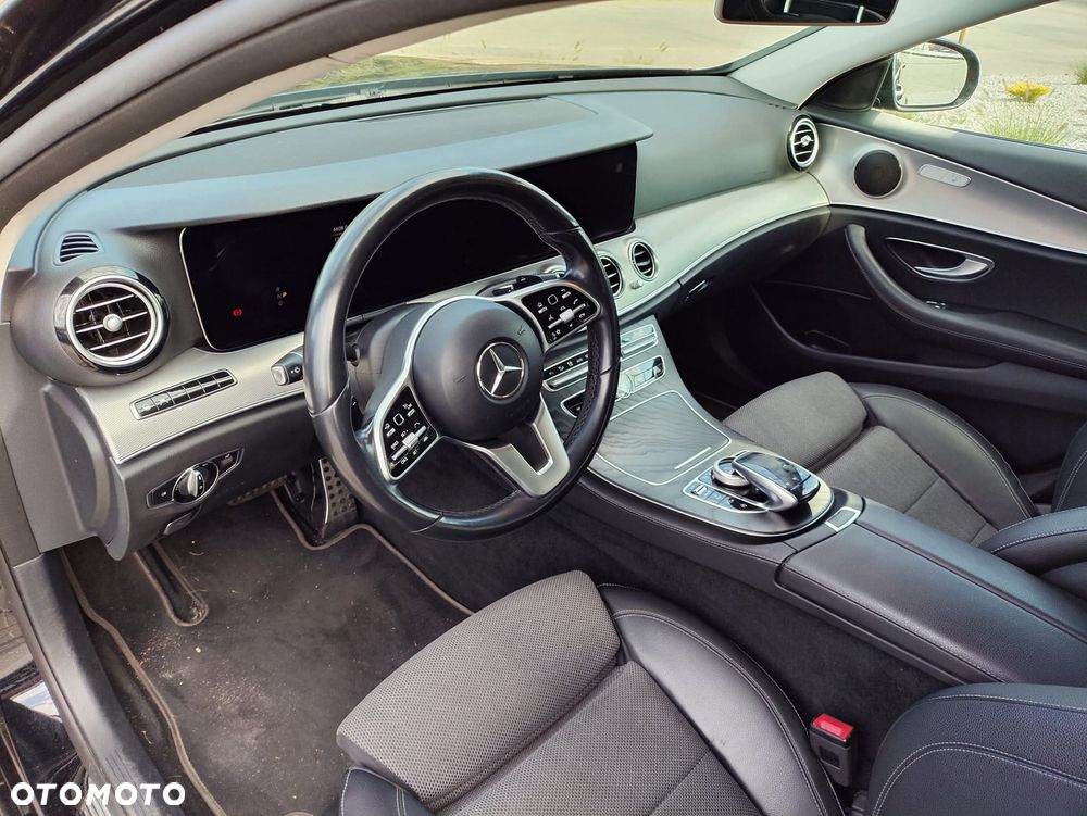 Mercedes-Benz Klasa E - 11
