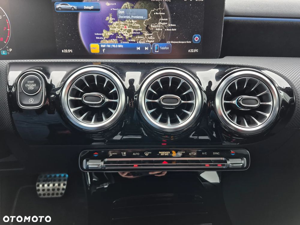 Mercedes-Benz Klasa A 200 AMG Line 7G-DCT - 21