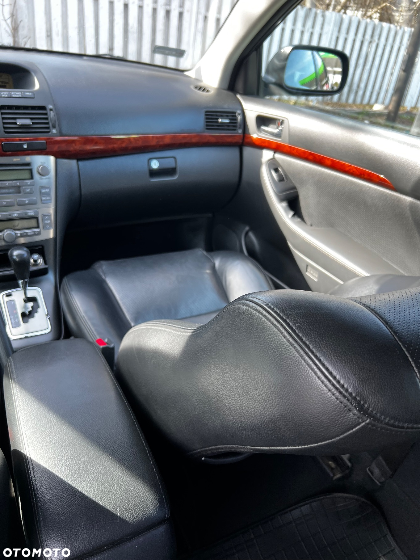 Toyota Avensis 2.4 VVT-i Prestige - 12