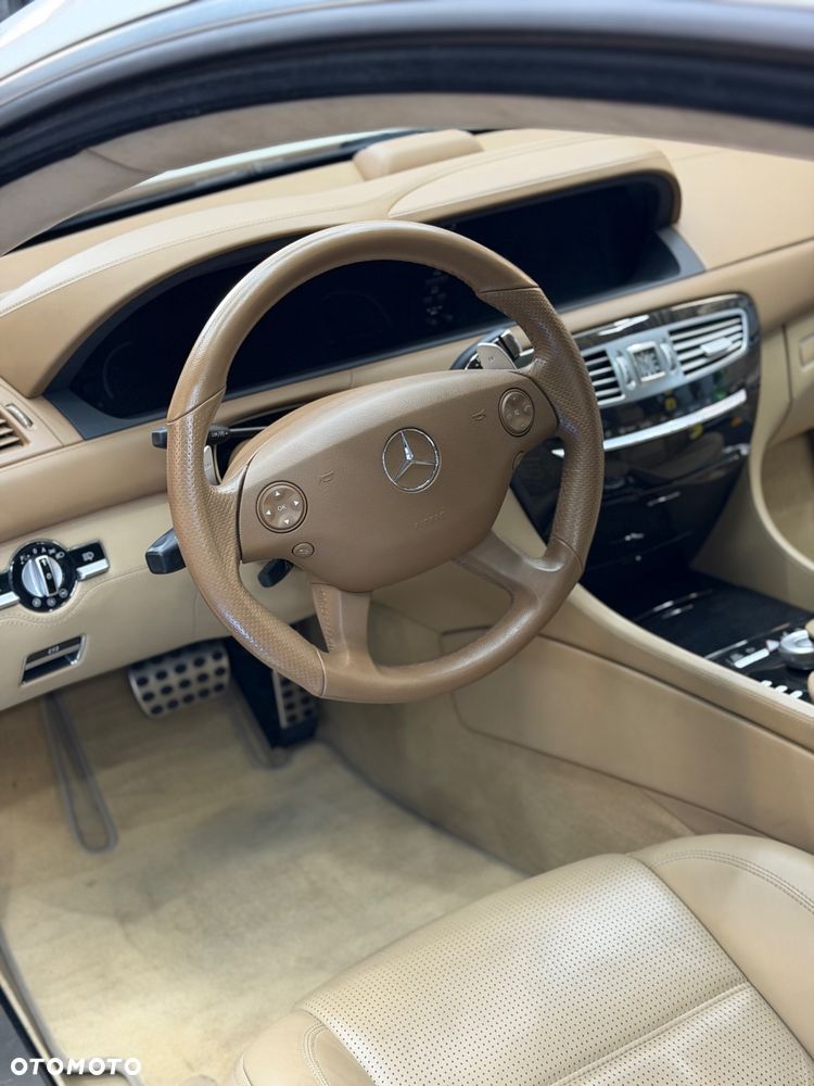 Mercedes-Benz CL - 24