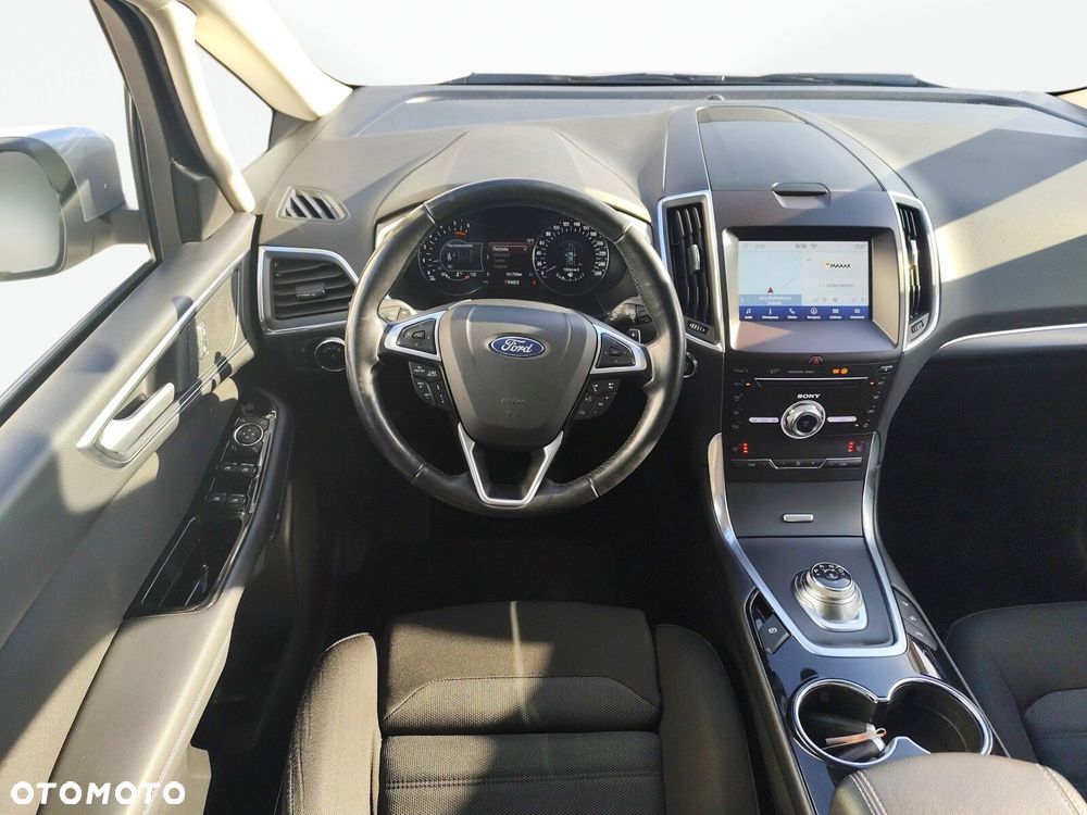 Ford S-Max - 14
