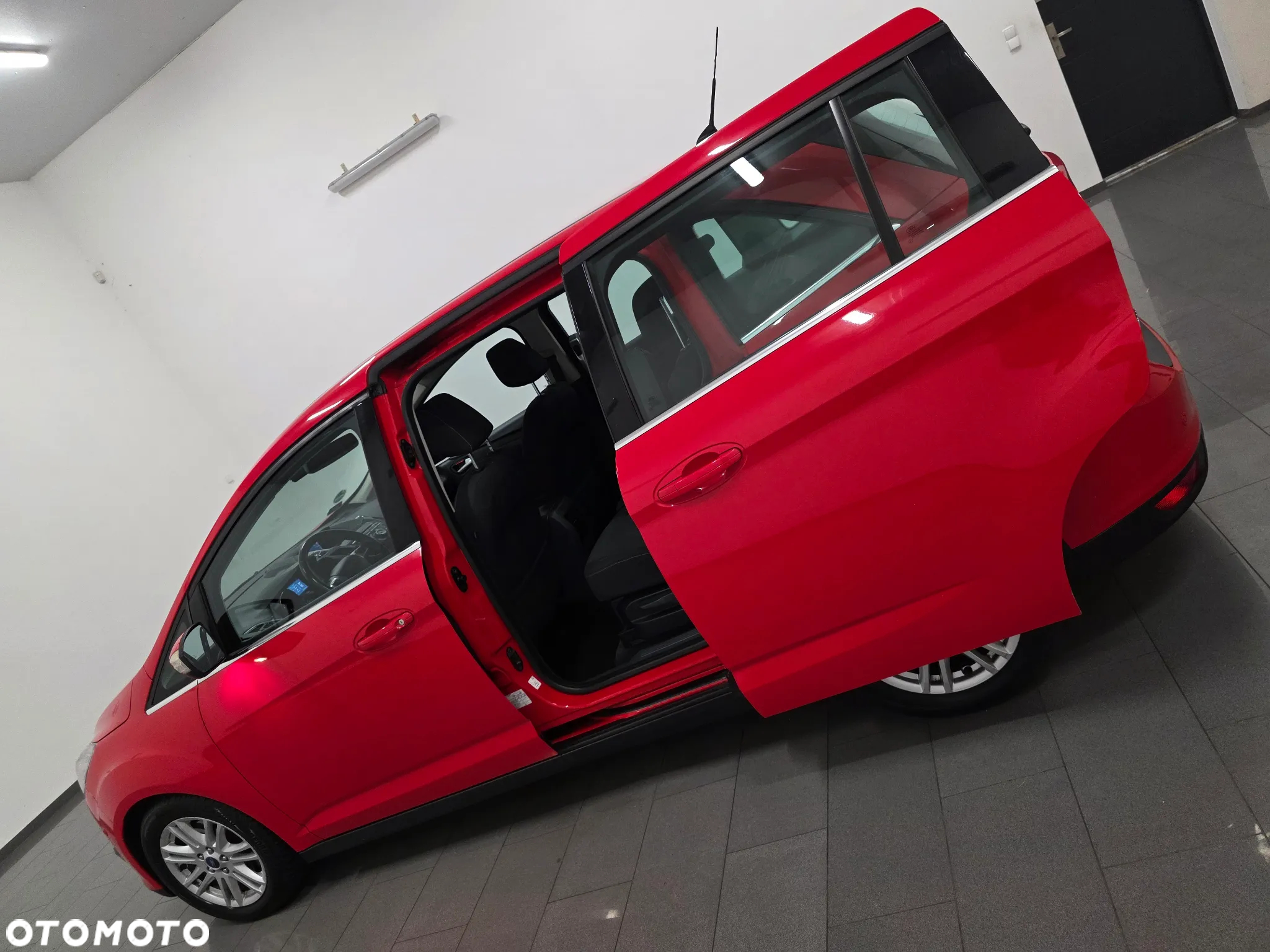 Ford Grand C-MAX 2.0 TDCi Titanium MPS6 - 36