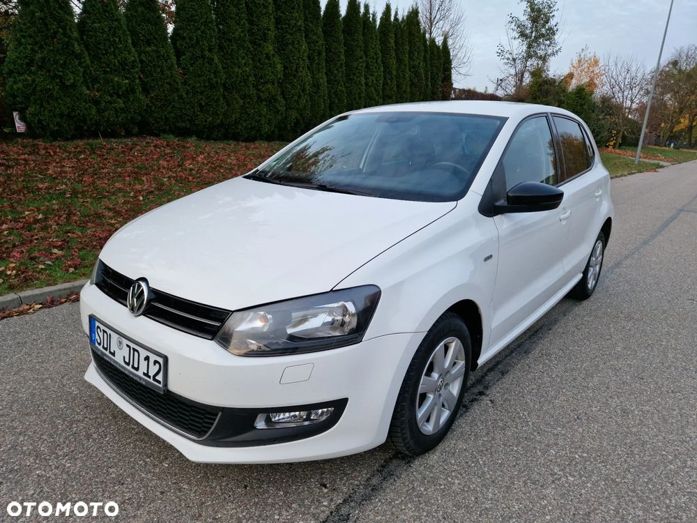 Volkswagen Polo 1.2 TSI MATCH - 37