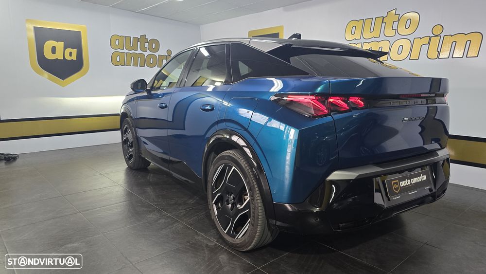 Peugeot E-3008 GT - 11