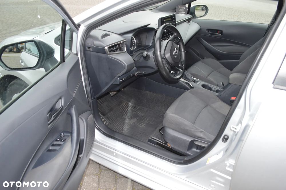Toyota Corolla 1.8 Hybrid Active - 9