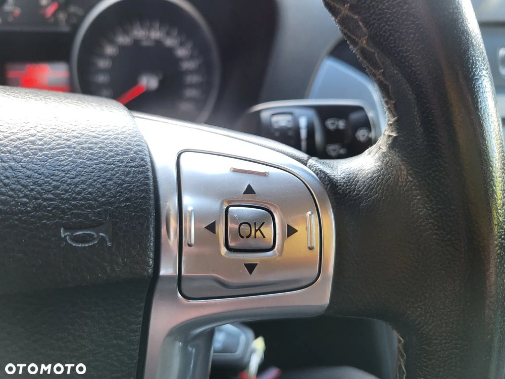 Ford Mondeo - 27