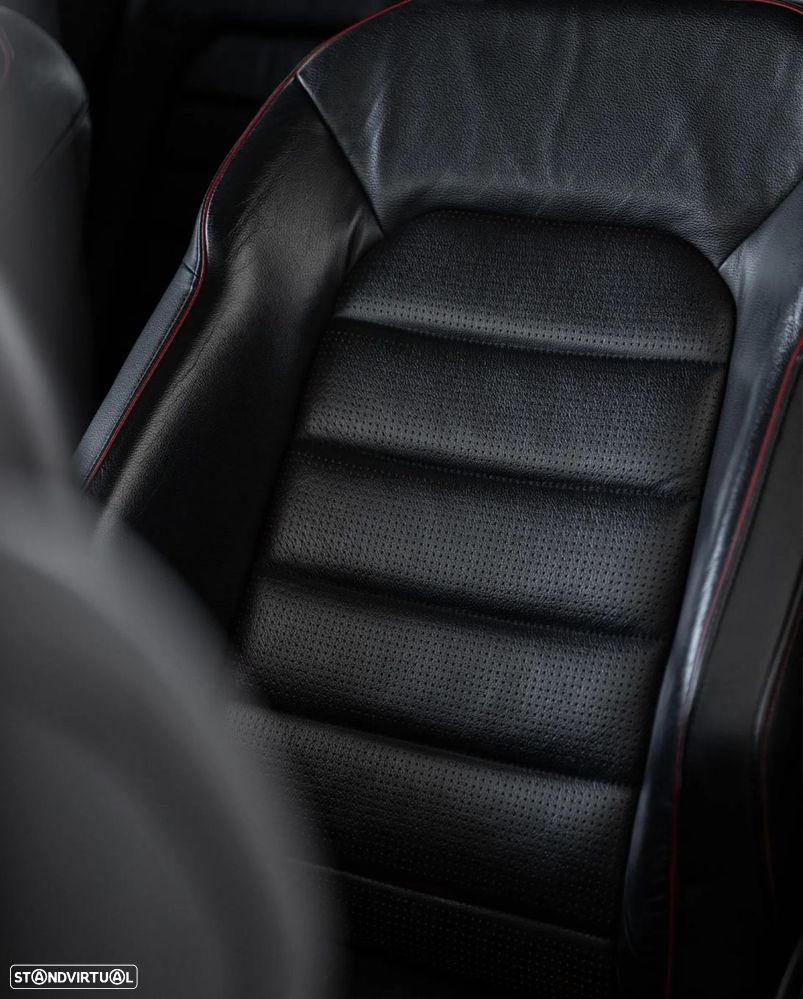 VW Golf 2.0 TSi GTI DSG - 12