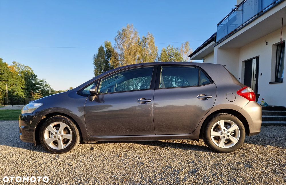 Toyota Auris - 3