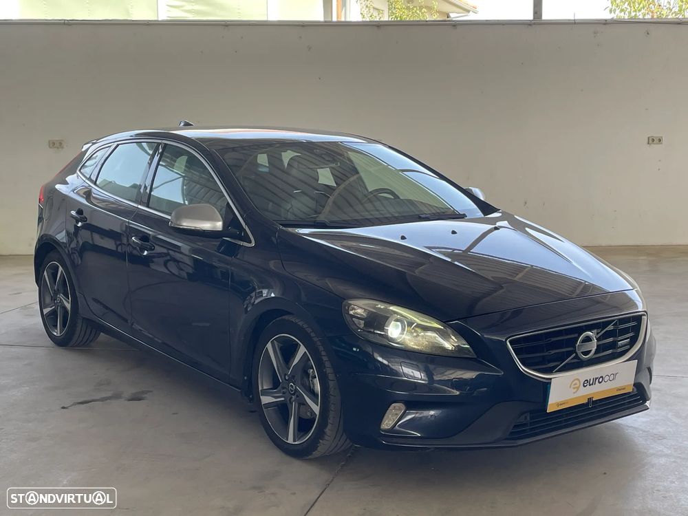 Volvo V40 D2 R Design - 6