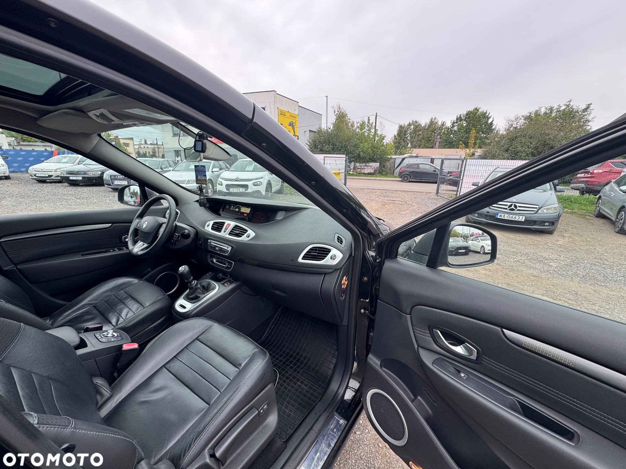 Renault Scenic 1.9 dCi Expression - 19