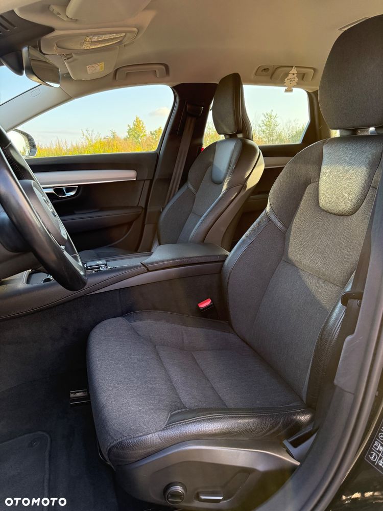 Volvo V90 D4 SCR AWD Momentum Pro - 18