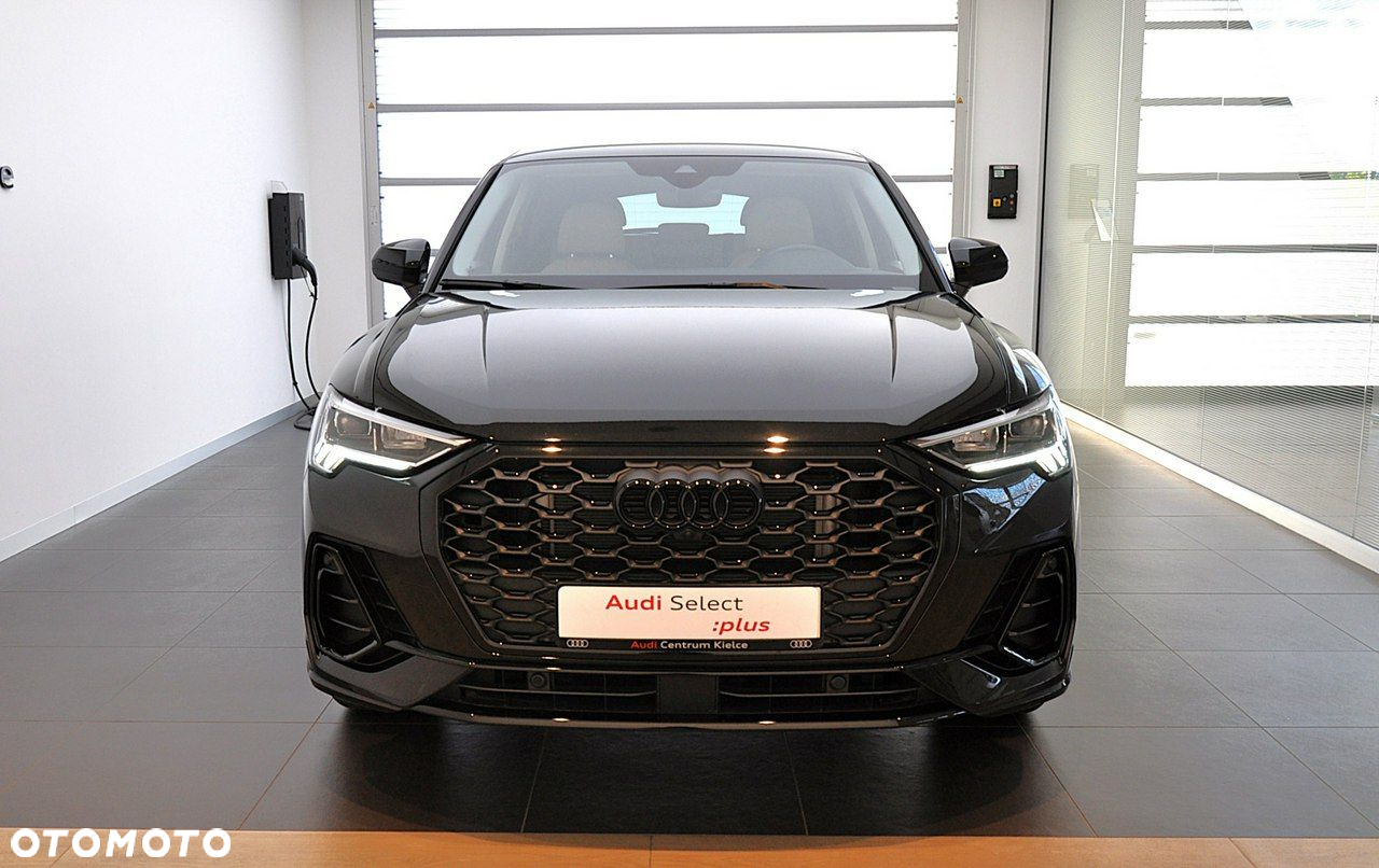 Audi Q3 Sportback - 5