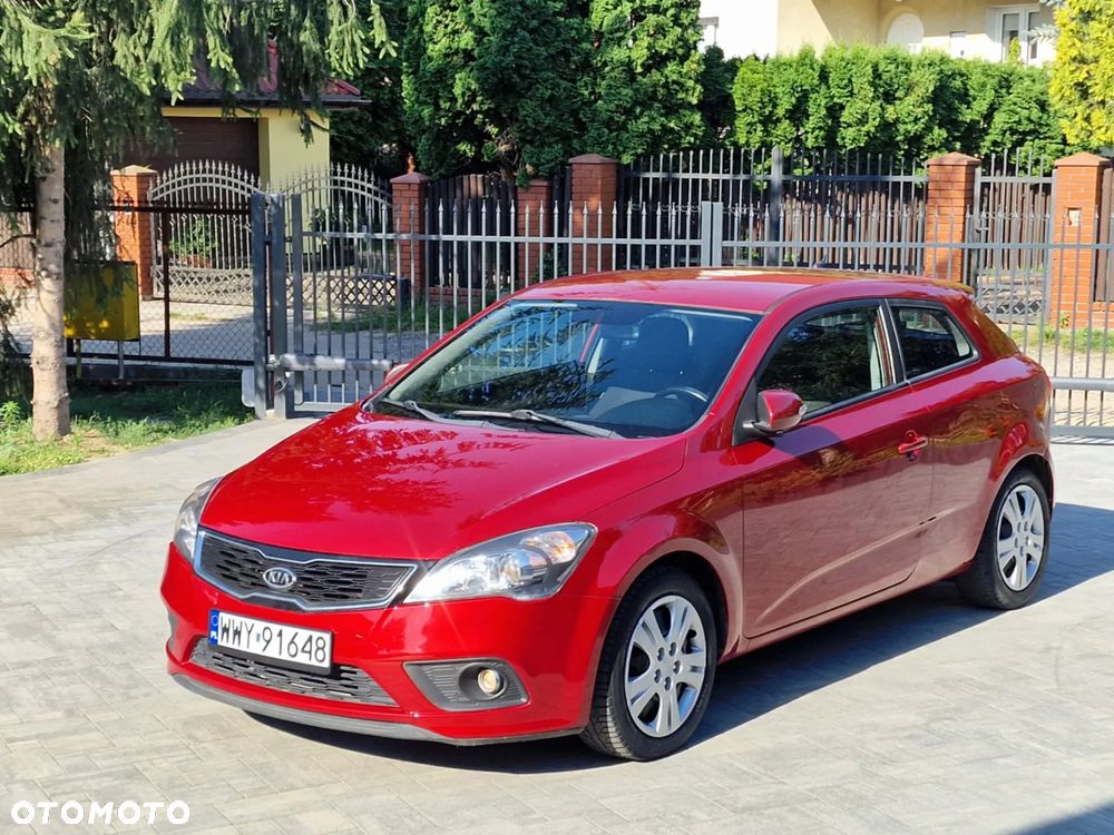 Kia ProCeed - 10