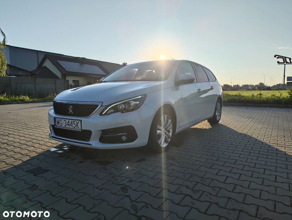 Peugeot 308 BlueHDi 130 EAT8 Stop & Start Allure - 1