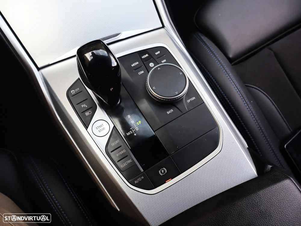 BMW 330 e Aut. M Sport - 45