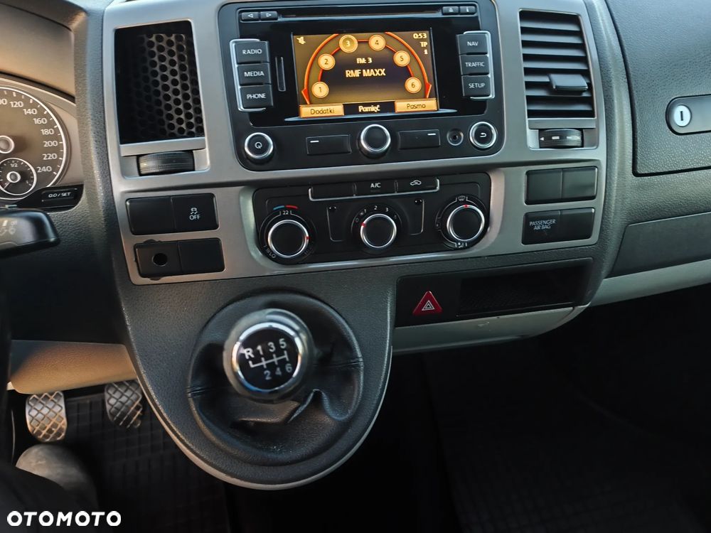 Volkswagen Transporter - 33