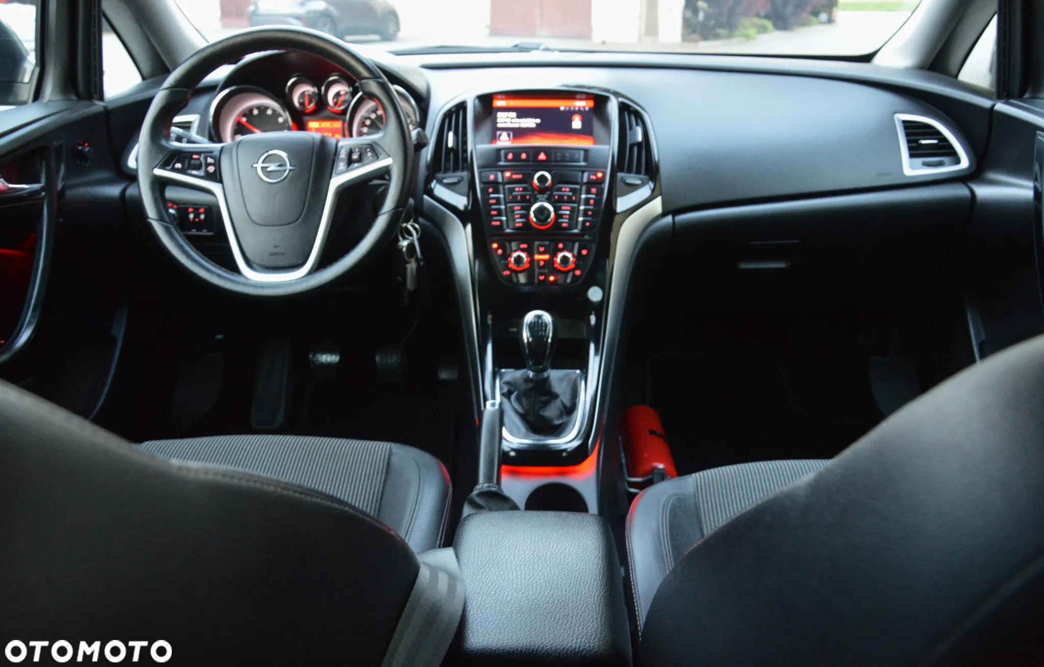 Opel Astra IV 1.6 CDTI Cosmo - 22