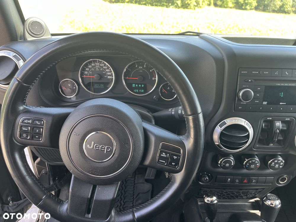 Jeep Wrangler 2.8 CRD Unlim Rubicon - 24