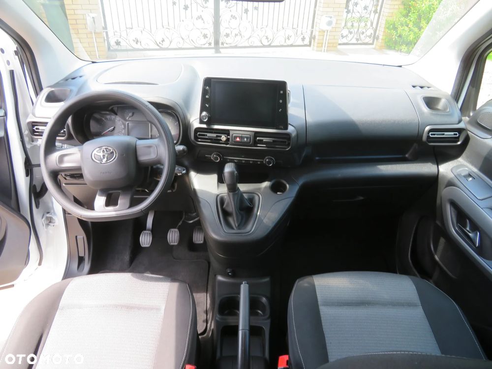 Toyota Proace City Verso 1.5 D-4D Business - 11