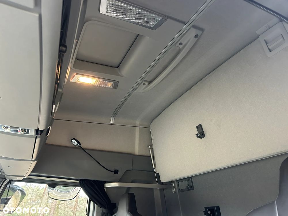 Renault T480 * 13 L * 2 Zbiorniki * Nowe opony * - 9