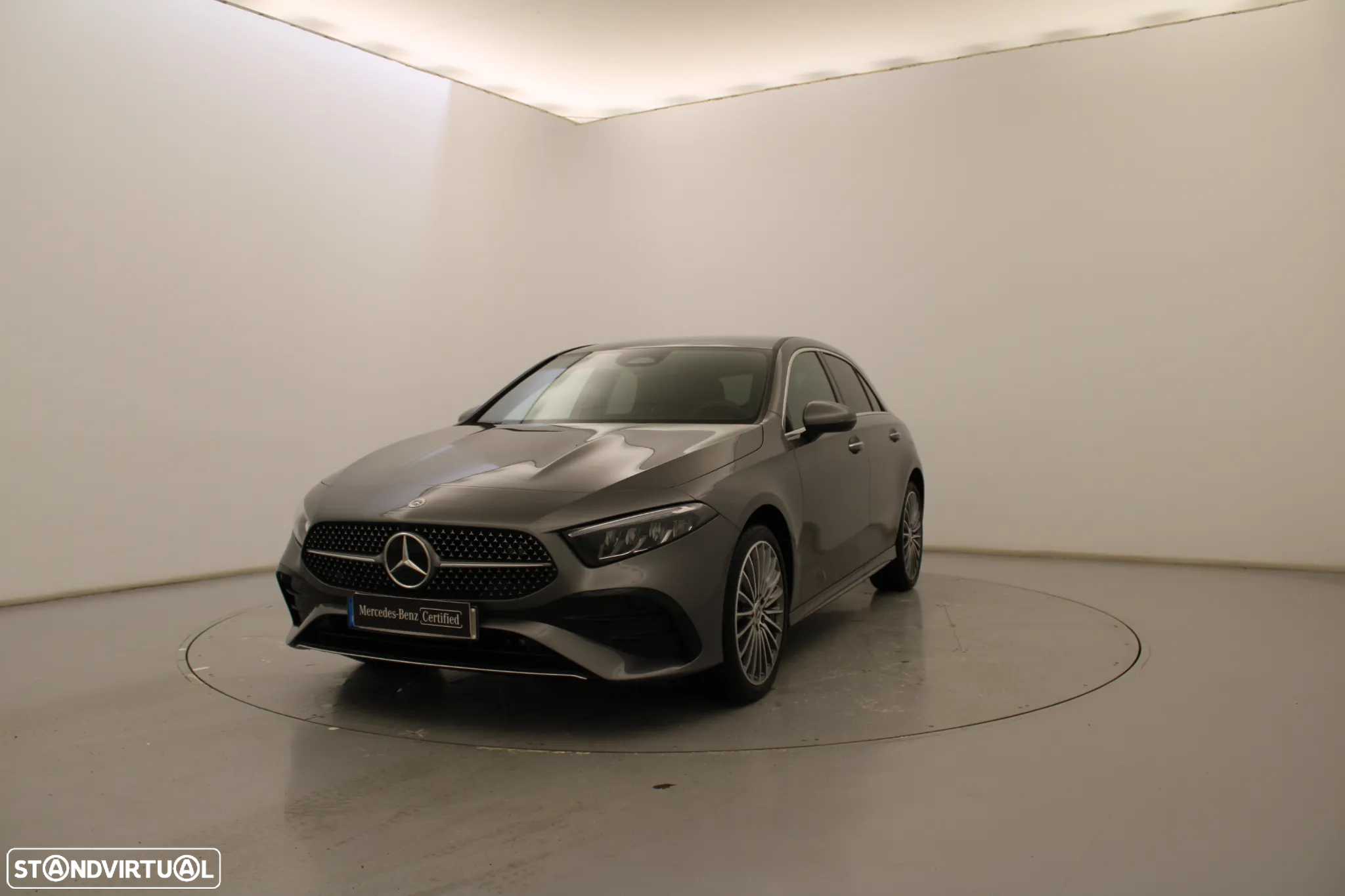 Mercedes-Benz A 250 e - 15