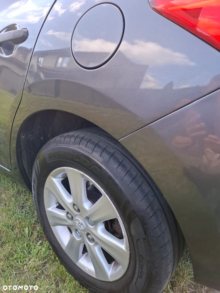 Toyota Auris 1.4 VVT-i Luna - 4