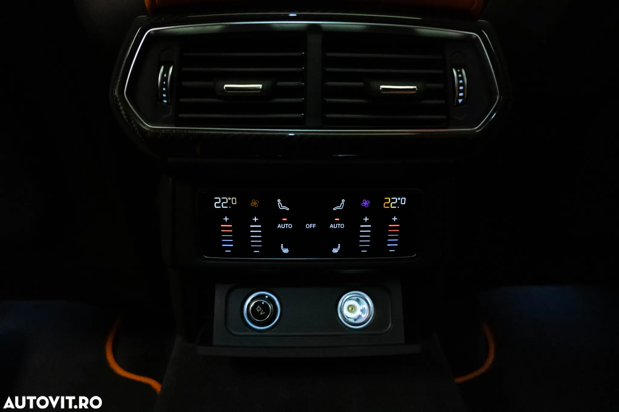 Lamborghini URUS - 28