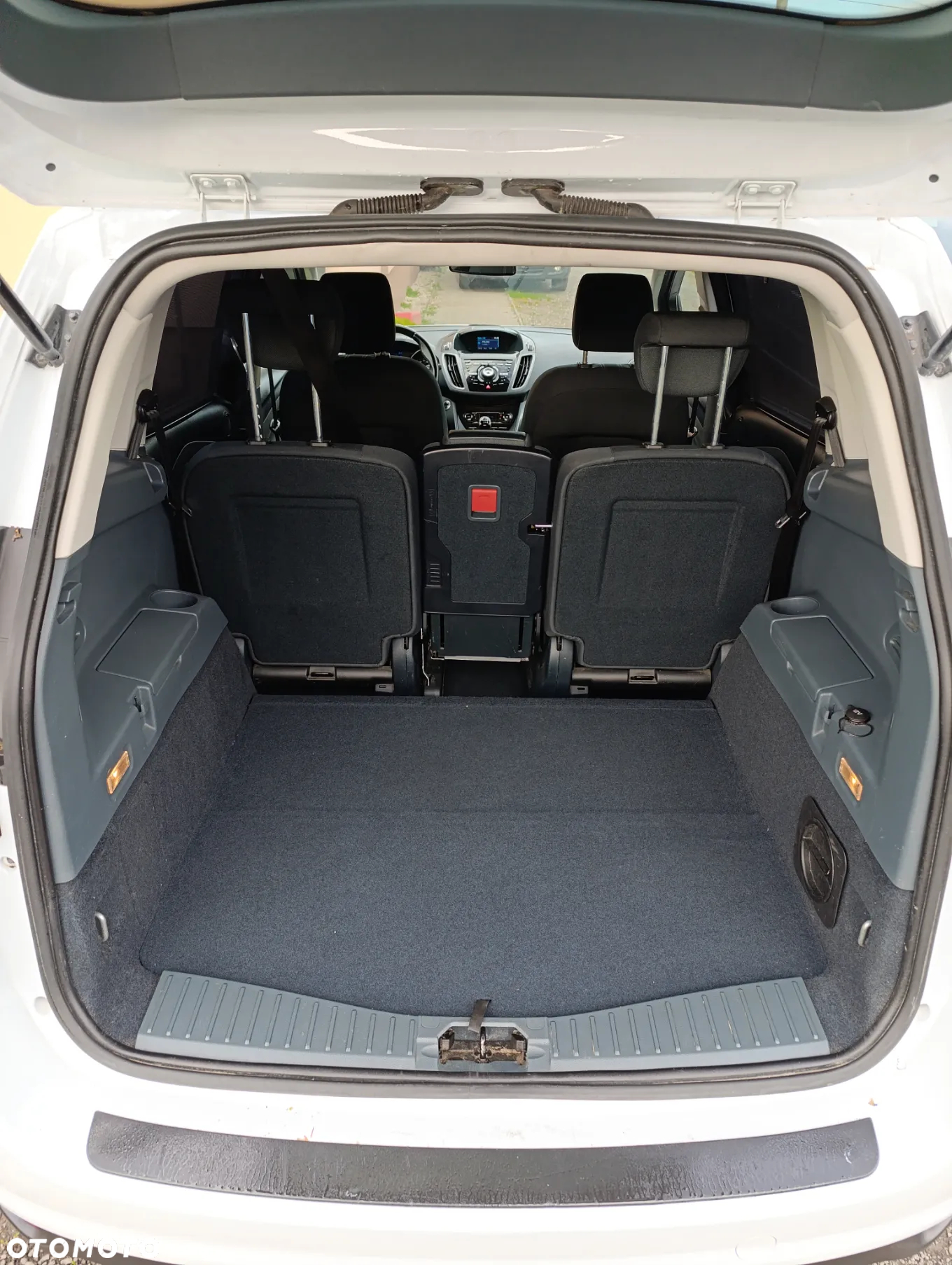 Ford Grand C-MAX 1.6 EcoBoost Start-Stop-System Titanium - 40