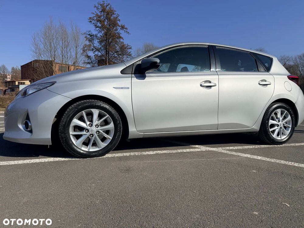 Toyota Auris - 13