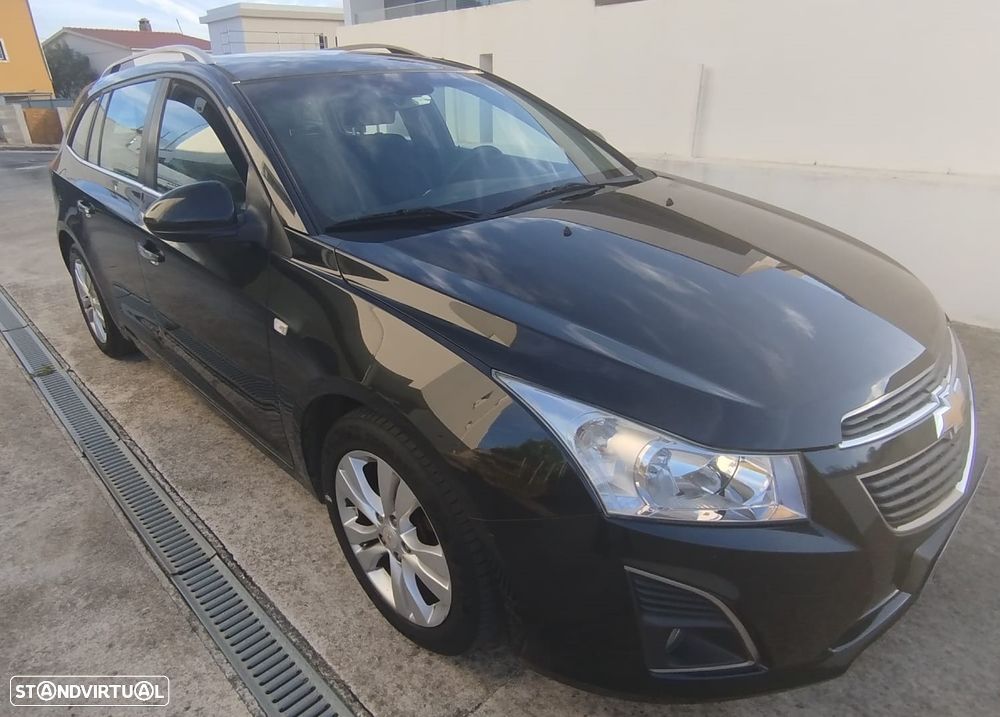 Chevrolet Cruze SW 1.7 VCDi LTZ - 4