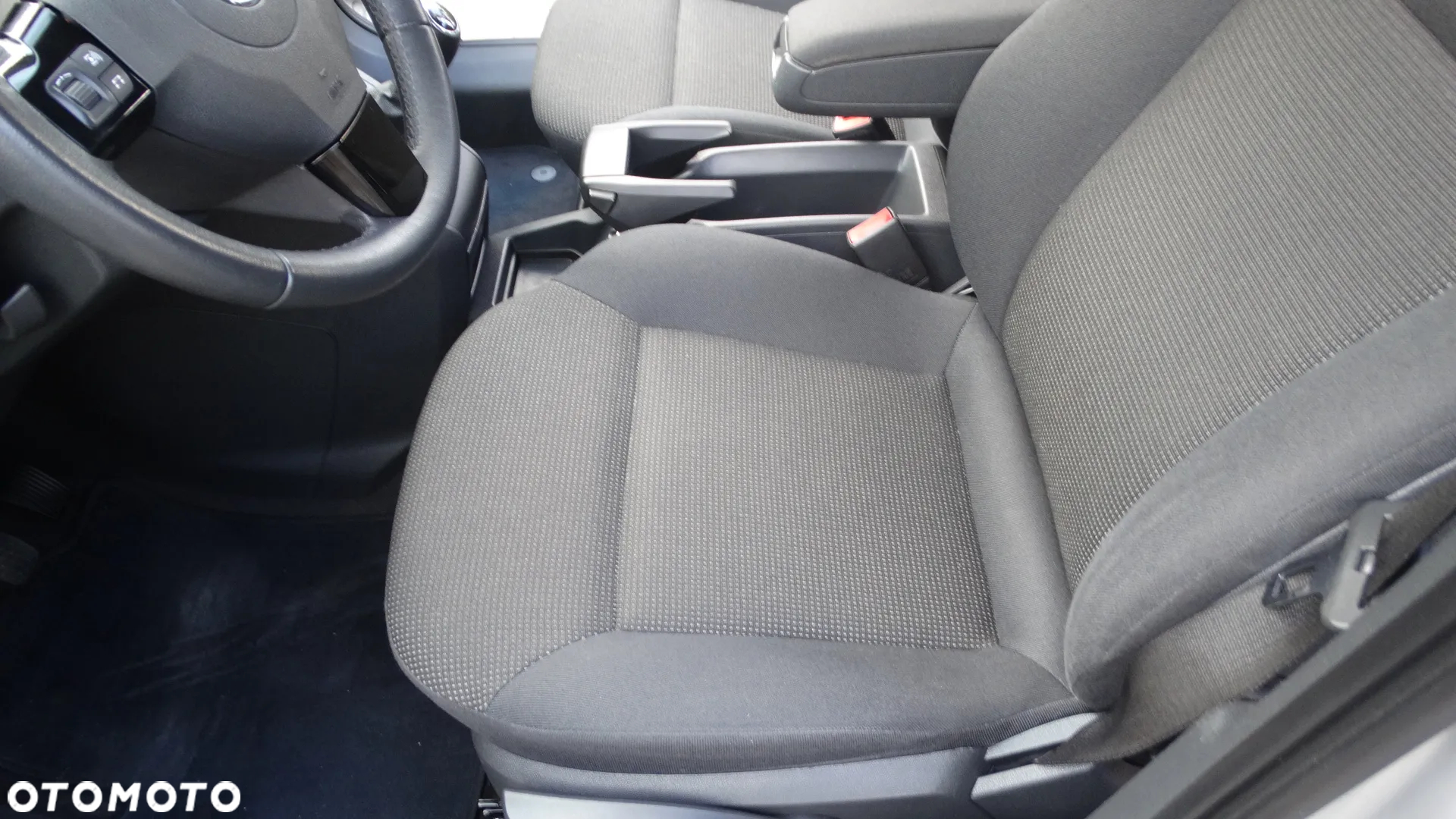 Opel Zafira 1.8 Cosmo - 12