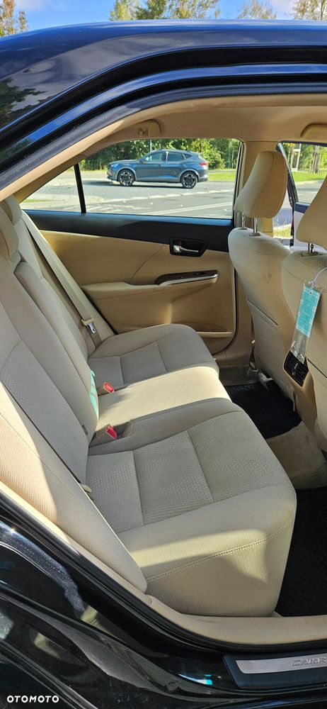 Toyota Camry - 14