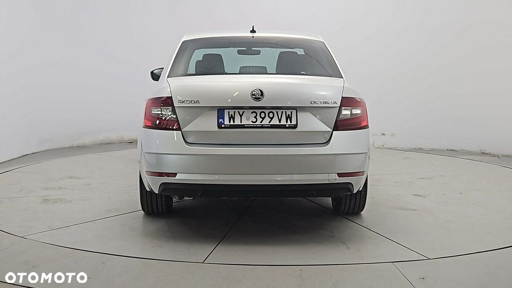 Skoda Octavia - 4