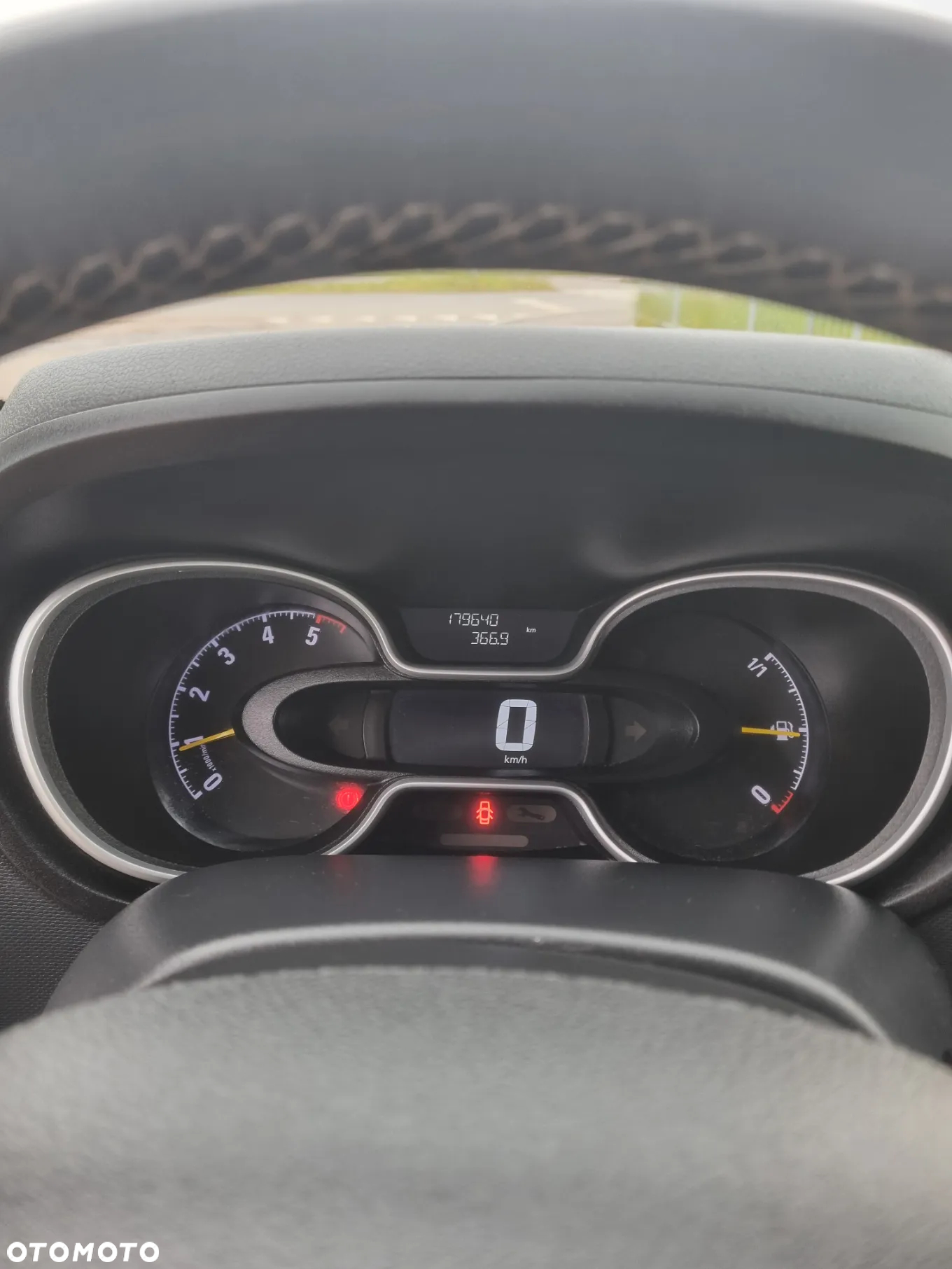 Opel Vivaro - 23