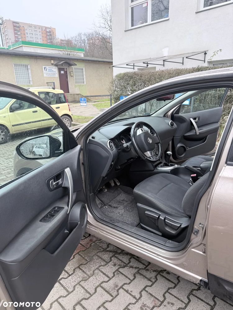 Nissan Qashqai - 8