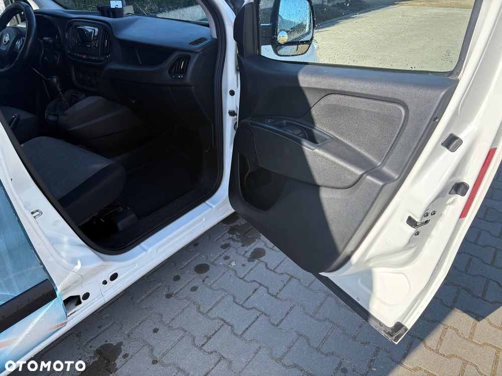 Fiat Doblo - 17