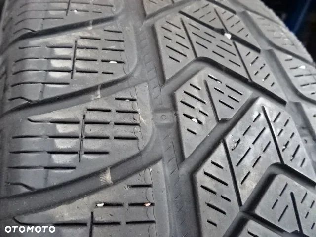 215/65/R17 99H PIRELLI WINTER SCORPION TM - 6