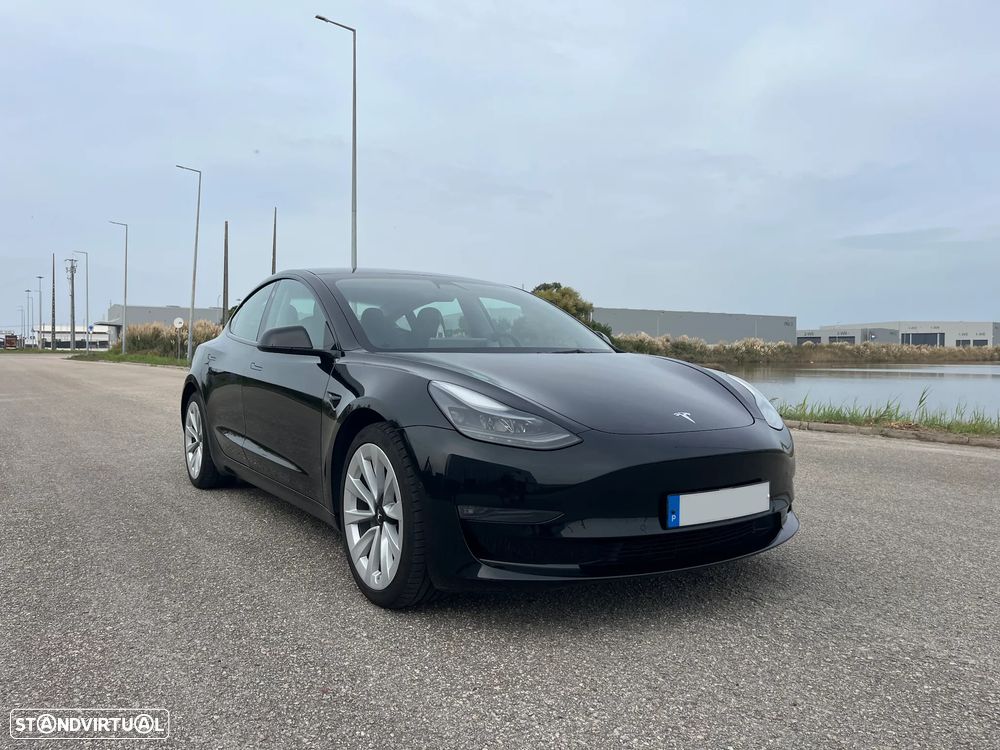 Tesla Model 3 2021 photo 2